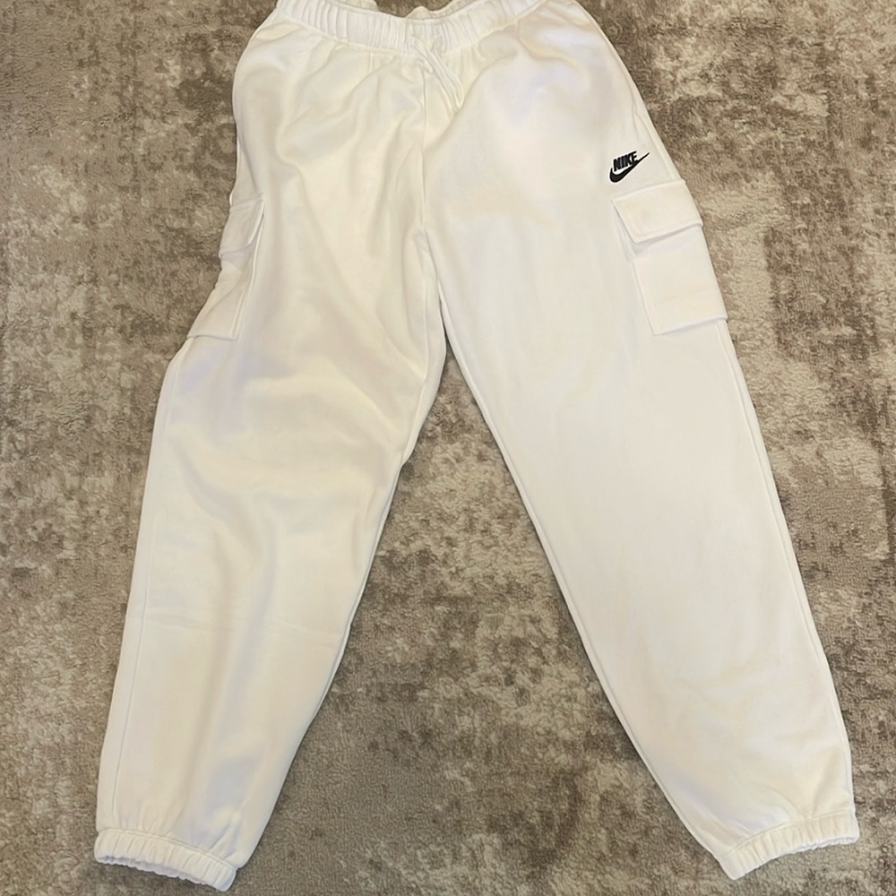 Nike Women's Size Small Sweatpants